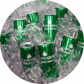 lattine di cannabis energy drink nel ghiaccio